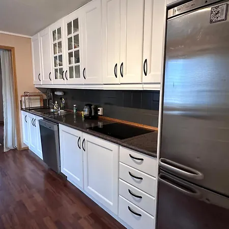 Bedroom With Balcony * ברגן
